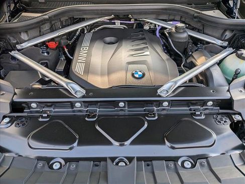 New 2026 BMW X7 xDrive40i w/ M Sport Package image 18