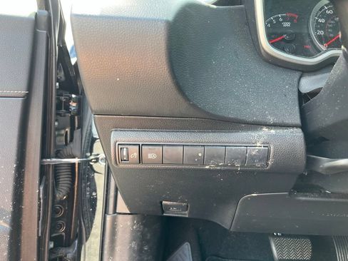Used 2021 Toyota Corolla SE FWD image 13