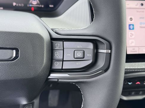 New 2026 Jeep Cherokee Laredo AWD/4WD image 11