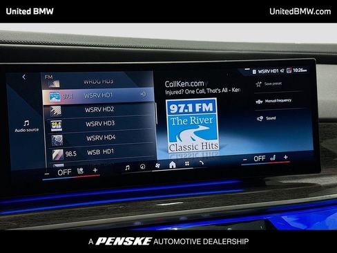 Used 2023 BMW 740i image 8