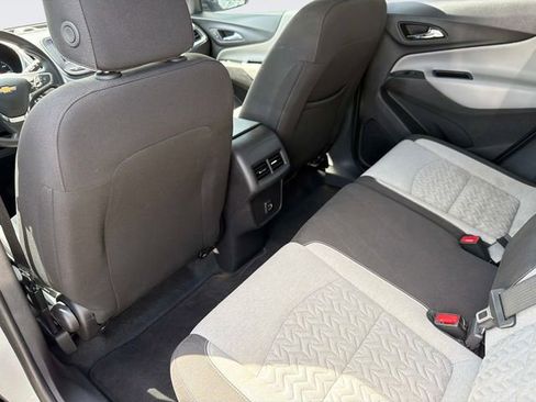 Used 2024 Chevrolet Equinox LS FWD image 15