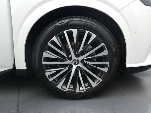 Used 2023 Lexus RX 350 Premium Plus w/ Cold Area Package FWD image 16