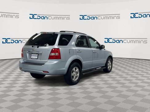 Used 2008 Kia Sorento 2WD image 8