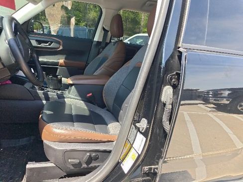 Used 2022 Ford Bronco Sport Outer Banks w/ Tech Package image 8