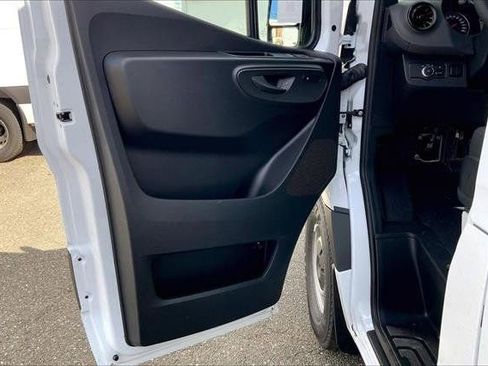 New 2026 Mercedes-Benz Sprinter 144 Cargo image 9