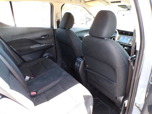 Used 2022 Nissan Kicks SV FWD image 20