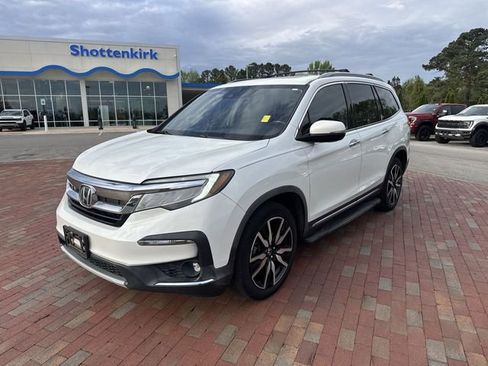 Used 2020 Honda Pilot Elite image 1
