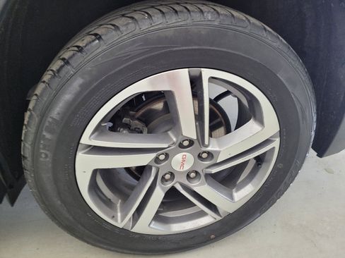 Used 2021 GMC Terrain SLT FWD image 31