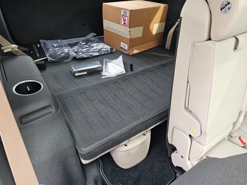 New 2026 Genesis GV80 2.5T Prestige image 29