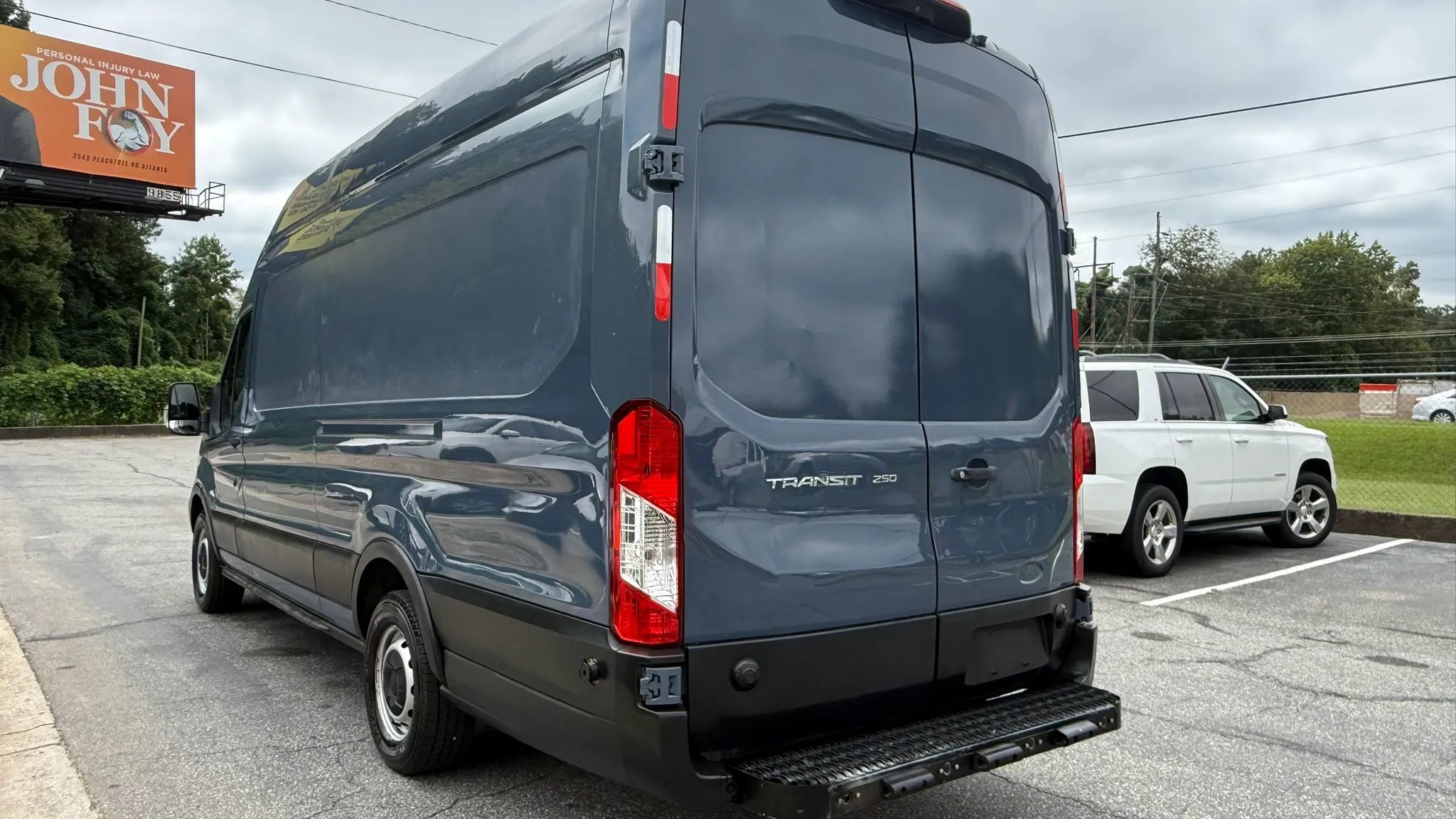 Used 2019 Ford Transit 250 148 High Roof Extended RWD image 5