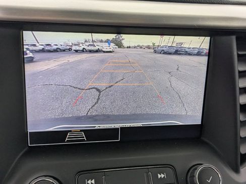 Used 2021 GMC Acadia SLE w/ Driver Convenience Package image 22