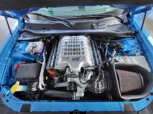 Used 2023 Dodge Challenger SRT Hellcat RWD image 9
