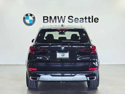 Used 2026 BMW X5 xDrive40i AWD/4WD image 5