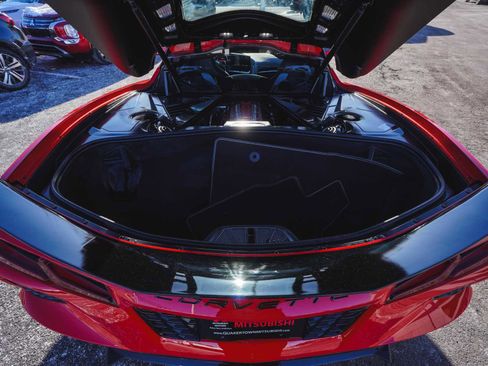 Used 2021 Chevrolet Corvette Stingray Coupe w/ Engine Appearance Package image 38