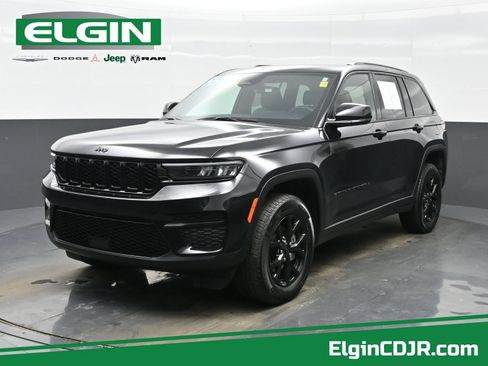 Used 2025 Jeep Grand Cherokee Altitude AWD/4WD image 1