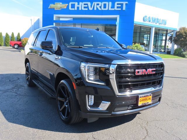 Used 2022 GMC Yukon SLE AWD/4WD image 1
