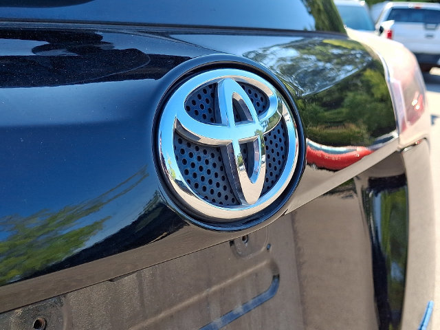 Certified 2018 Toyota RAV4 Limited AWD/4WD image 28