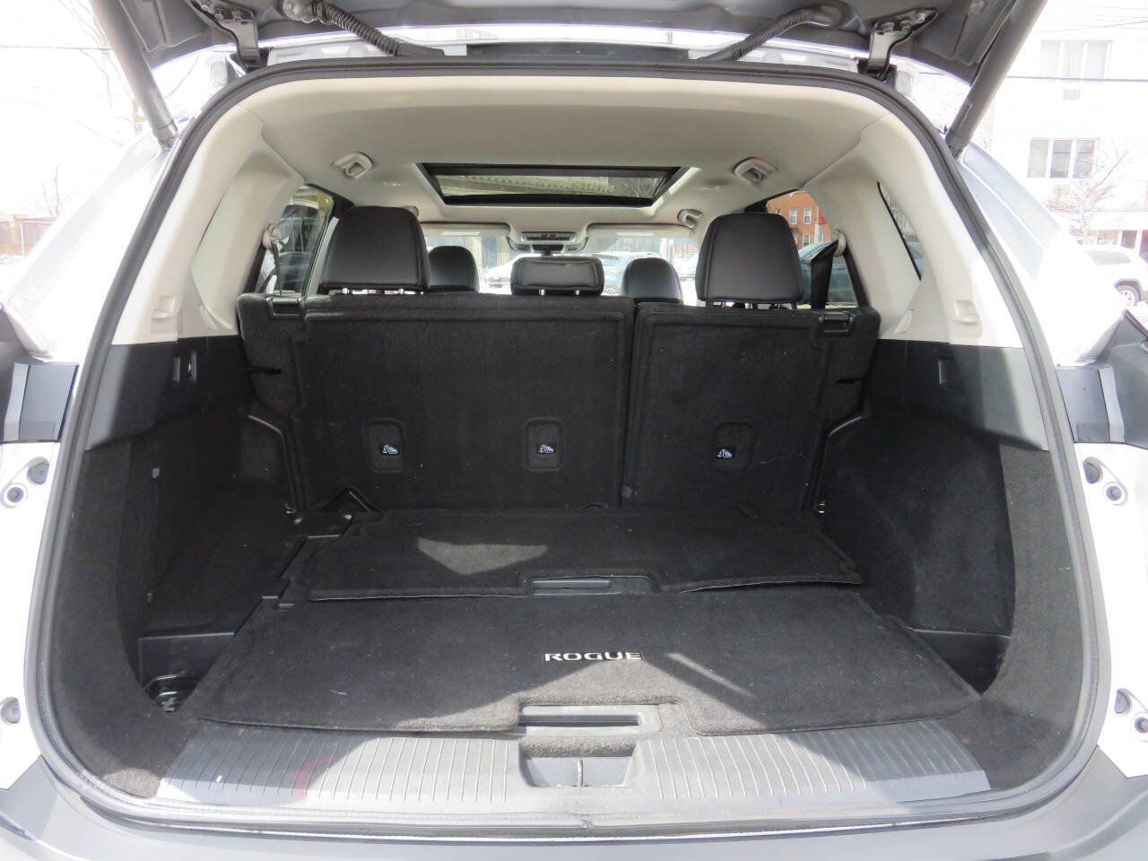 Used 2021 Nissan Rogue SL AWD/4WD image 25