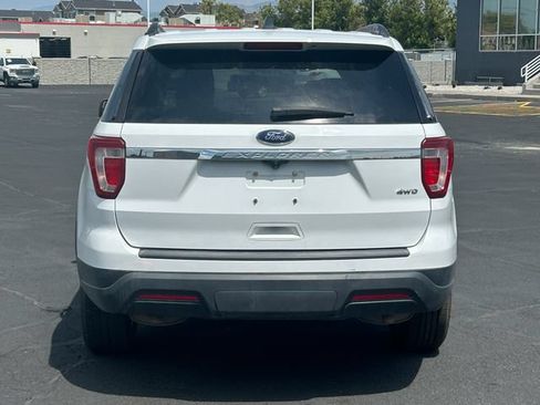 Used 2018 Ford Explorer 4WD image 5