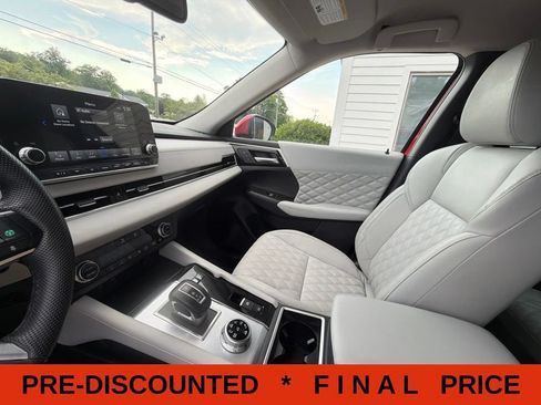 Used 2023 Mitsubishi Outlander SEL AWD/4WD image 40