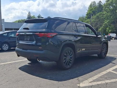 Used 2023 Chevrolet Traverse RS AWD/4WD image 4