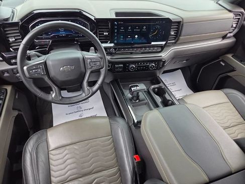 Used 2024 Chevrolet Silverado 1500 ZR2 w/ Technology Package AWD/4WD image 9