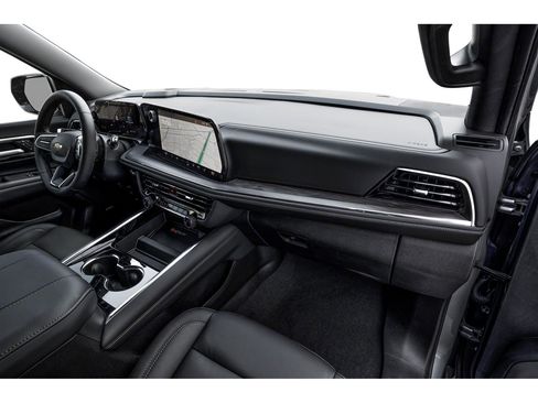 New 2026 Chevrolet Suburban LT w/ Comfort Package AWD/4WD image 35