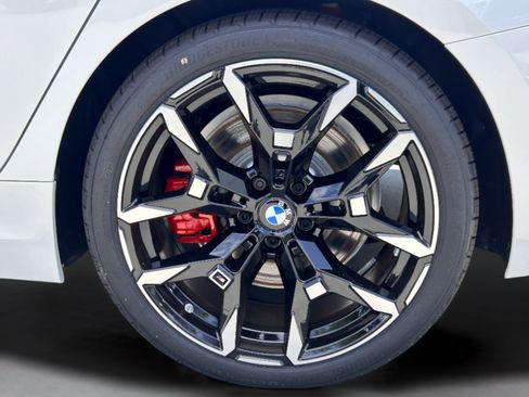 Used 2026 BMW 330i xDrive Sedan w/ M Sport Package AWD/4WD image 6