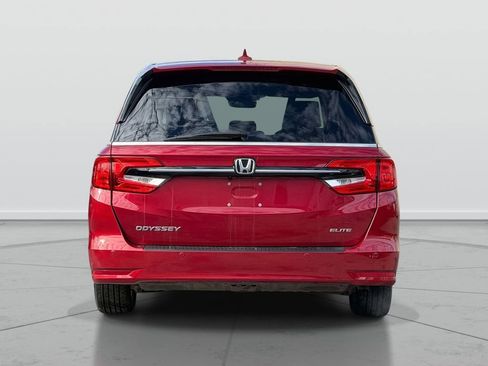 Used 2023 Honda Odyssey Elite image 7