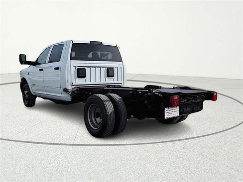 Used 2022 RAM 3500 Tradesman image 6