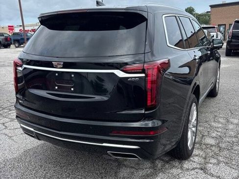 Used 2025 Cadillac XT6 Premium Luxury w/ Technology Package AWD/4WD image 6