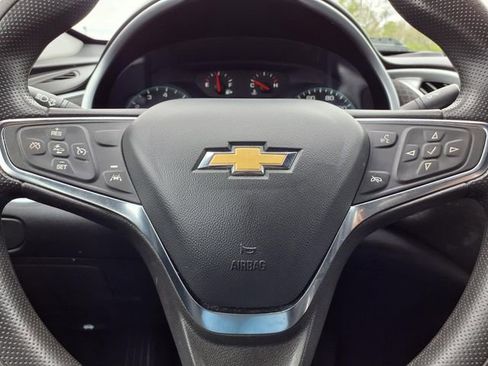 Used 2023 Chevrolet Malibu LT FWD image 15