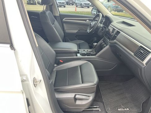 Used 2022 Volkswagen Atlas SE w/ Panoramic Sunroof Package image 29