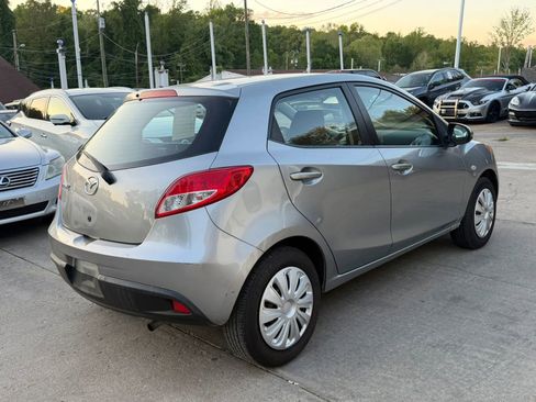 Used 2012 MAZDA MAZDA2 Sport FWD image 6