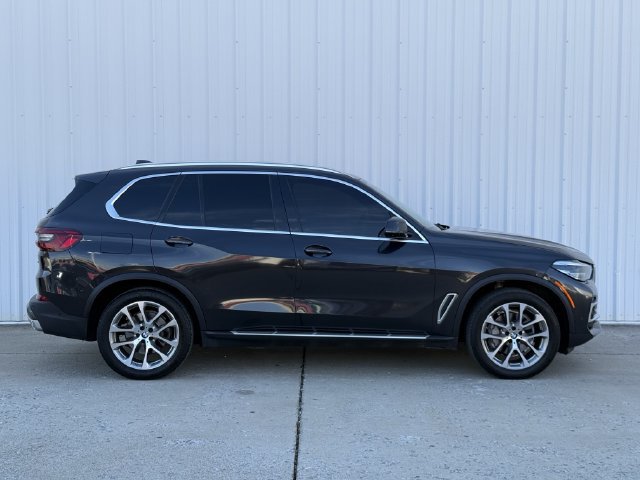 Used 2023 BMW X5 xDrive40i w/ Premium Package AWD/4WD image 4