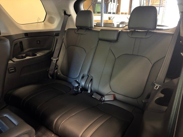 New 2026 Honda Pilot Touring image 17