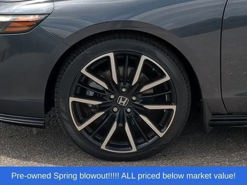 Used 2023 Honda Accord Touring image 18