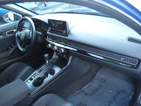 Used 2023 Honda Civic Sport image 19