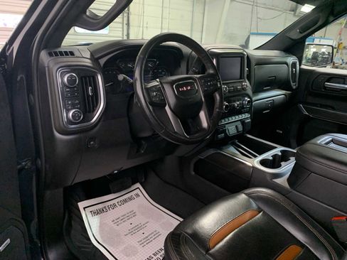 Used 2020 GMC Sierra 1500 AT4 w/ AT4 Premium Package AWD/4WD image 9