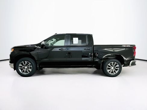 Used 2024 Chevrolet Silverado 1500 LT AWD/4WD image 4