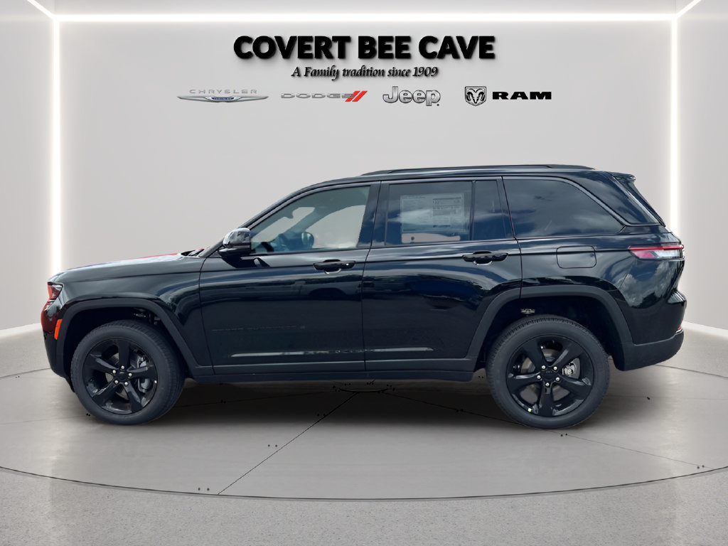 New 2026 Jeep Grand Cherokee Limited w/ Limited Altitude Package RWD image 6