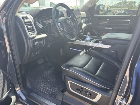 Used 2020 RAM 1500 Laramie AWD/4WD image 6