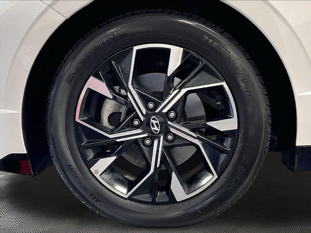 Used 2025 Hyundai Sonata SEL FWD image 7
