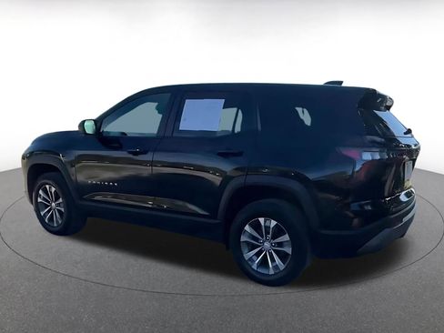 Used 2025 Chevrolet Equinox LT image 10