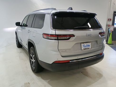 Used 2024 Jeep Grand Cherokee L Limited w/ Luxury Tech Group II image 5