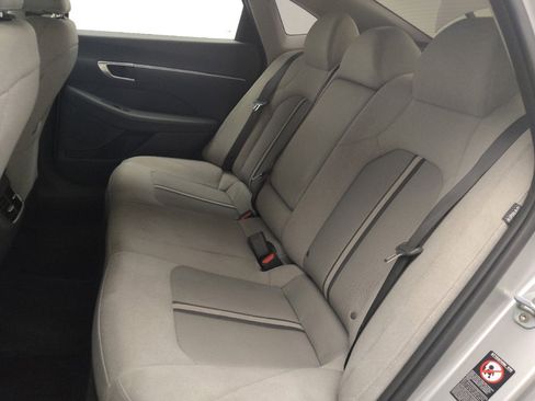 Used 2020 Hyundai Sonata SEL w/ Convenience Package FWD image 18