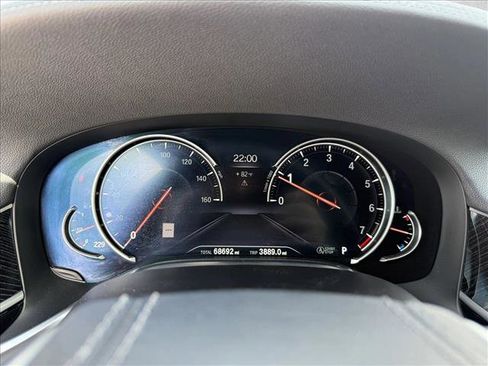 Used 2019 BMW 740i w/ M Sport Package RWD image 15