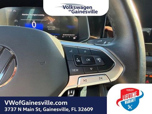 Certified 2025 Volkswagen Jetta Sport image 23