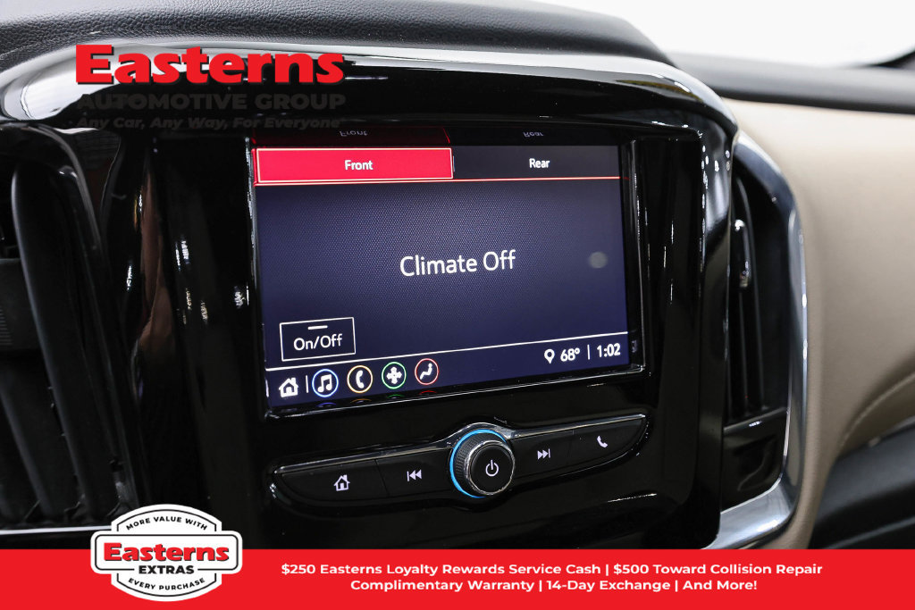Used 2023 Chevrolet Traverse LS FWD image 16