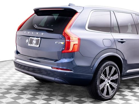Used 2025 Volvo XC90 T8 Ultra w/ Protection Package Premier AWD/4WD image 36